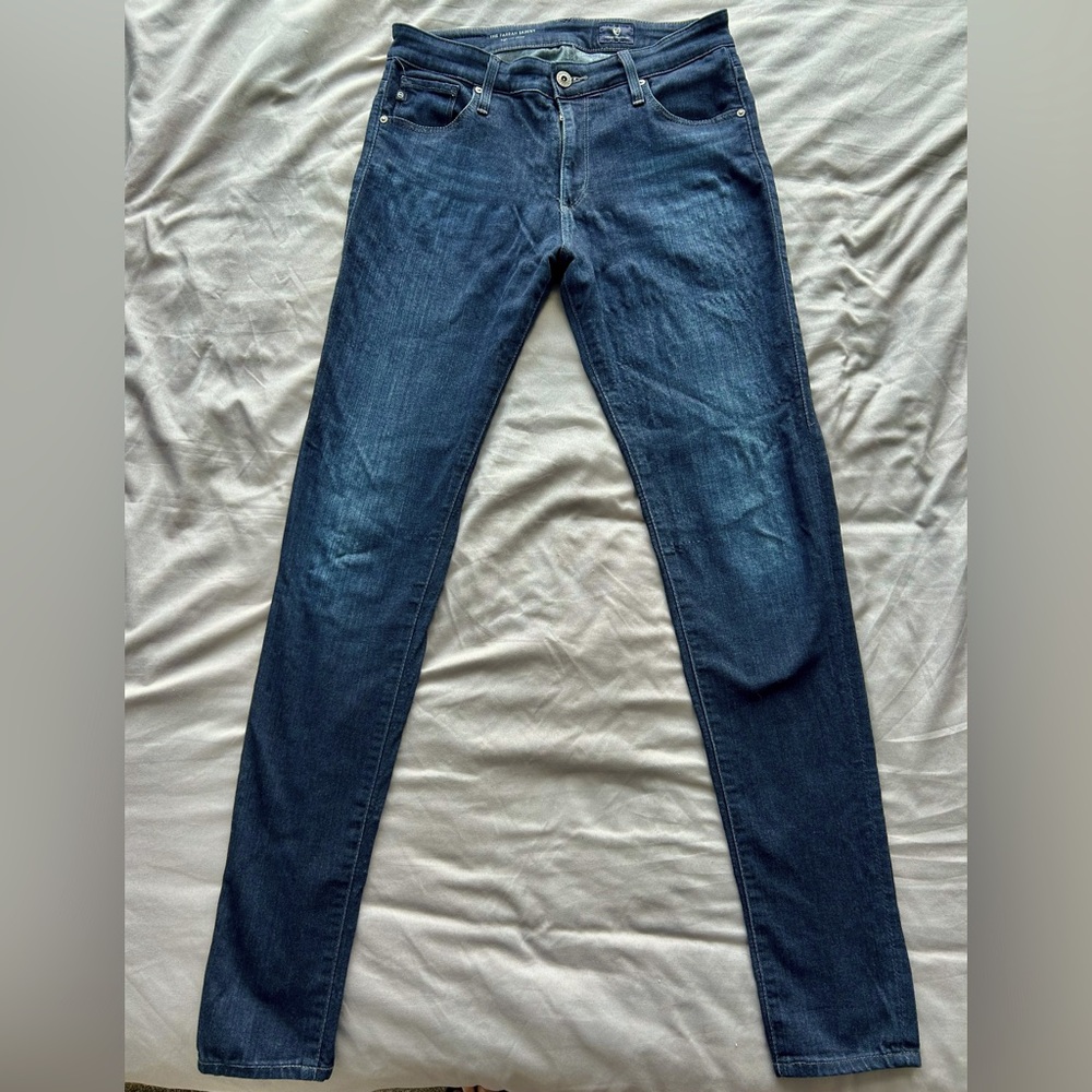 Women’s AG Farrah High Rise Skinny Size 27R